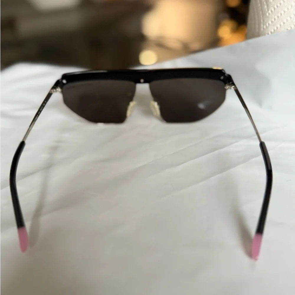 Victoria's Secret Black and Silver Sunglasses With Pearl Detail